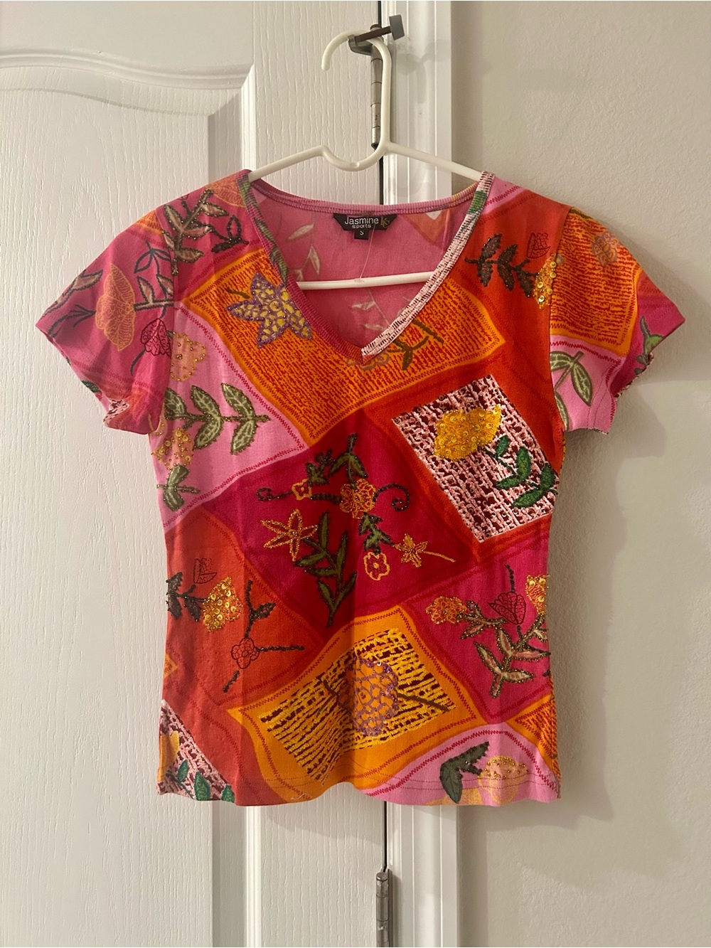 Jasmine Pink & Orange Floral Patchwork V-Neck Tee